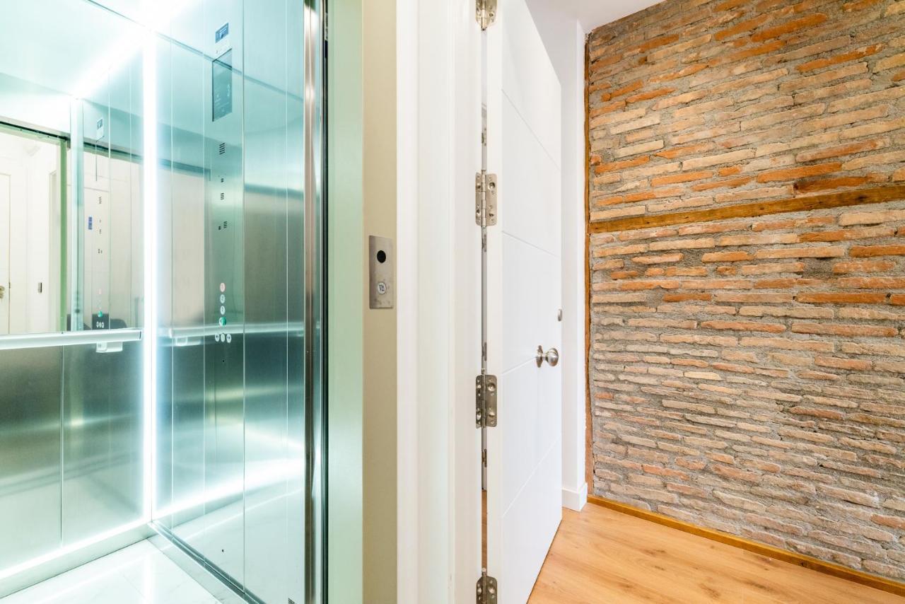 Wekey Homes Granada, Mesones Central Suites Exterior foto